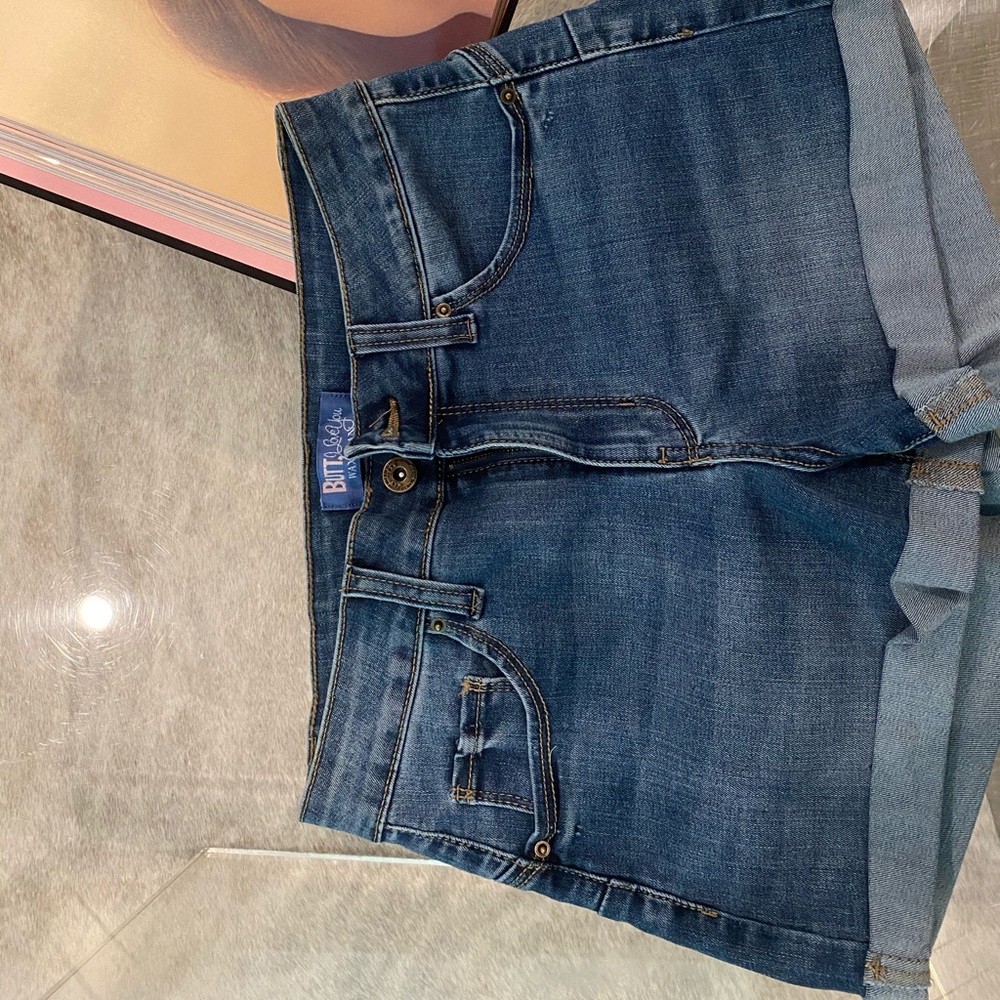 WAX Jeans BUTT I love you | Denim Cuffed Shorts 24